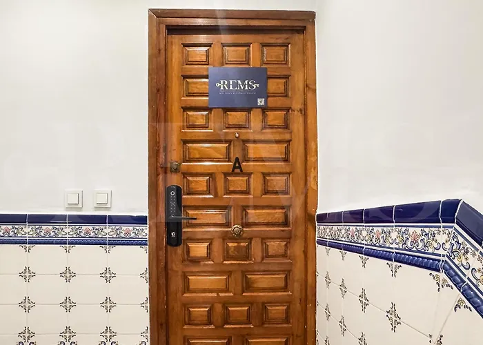 Charming Cozy In Soho Rems